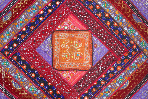 Obraz na plátně Inde - patchwork rouge