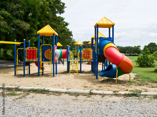 Wallpaper Mural playground Torontodigital.ca