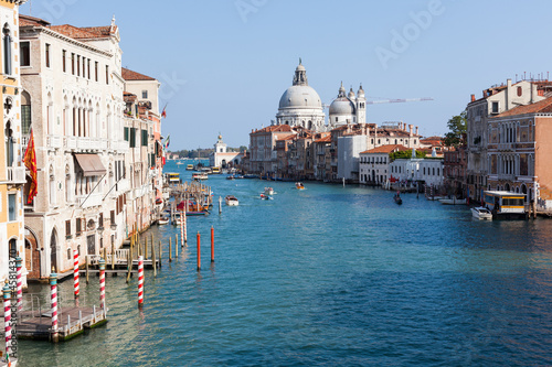 Venezia, santa maria della salute vista dal ponte © Gabriele