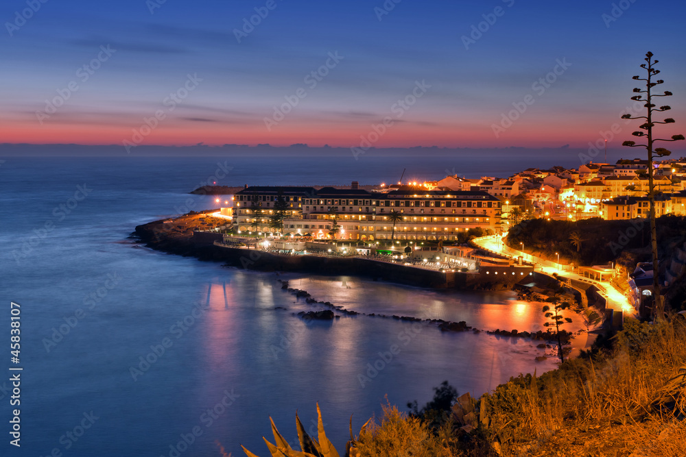 Fototapeta premium Ericeira by night