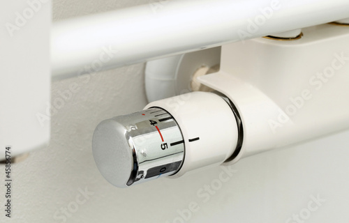 Moderner Heizkörperthermostat