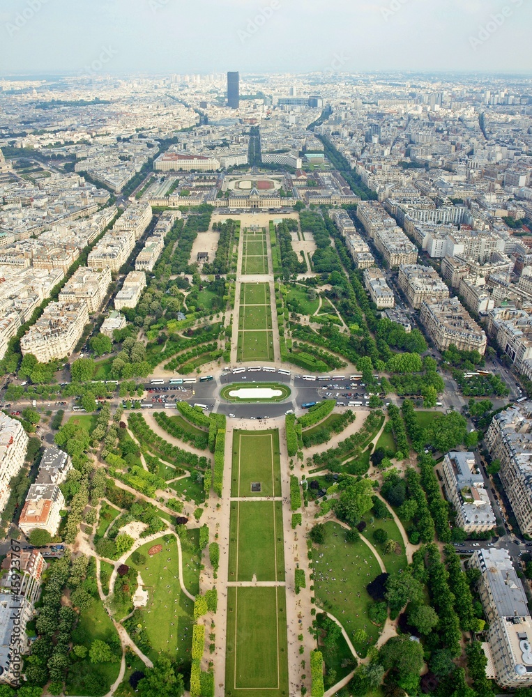 Paris beautiful places - Champ de Mars