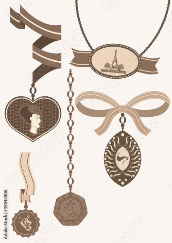 vintage pendants set
