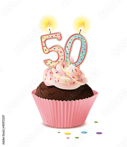 Cupcake mit Kerze und die Zahl 50