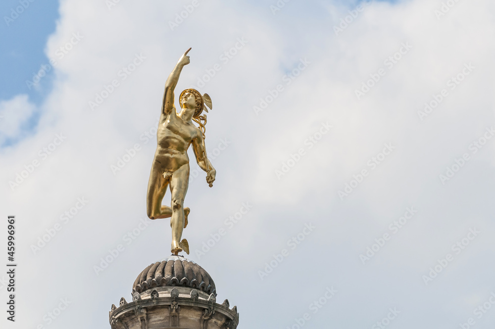 Fototapeta premium Mercury statue at Schlossplatz, Germany