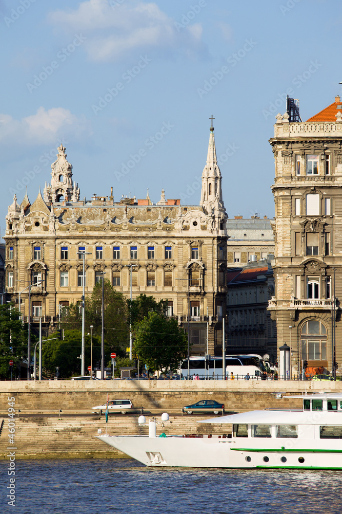Fototapeta premium Tenement House in Budapest