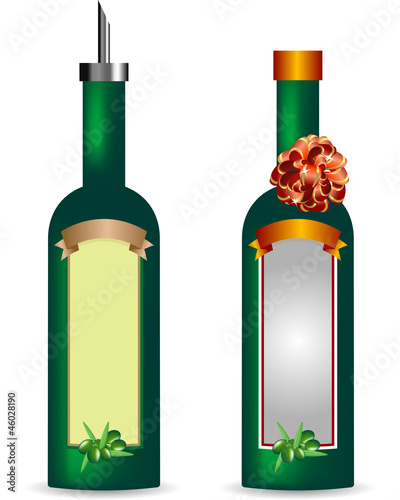 Bottiglie d'olio con etichetta
