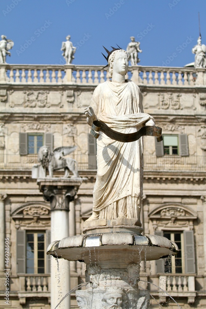 Fototapeta premium verona - piazza delle erbe