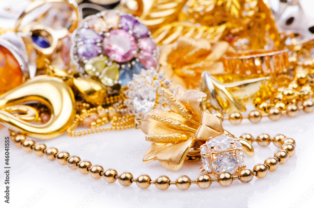 Large collection of gold jewellery Large collection of gold jewellery
