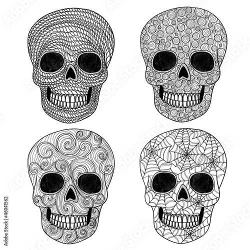 Ornament skull set.