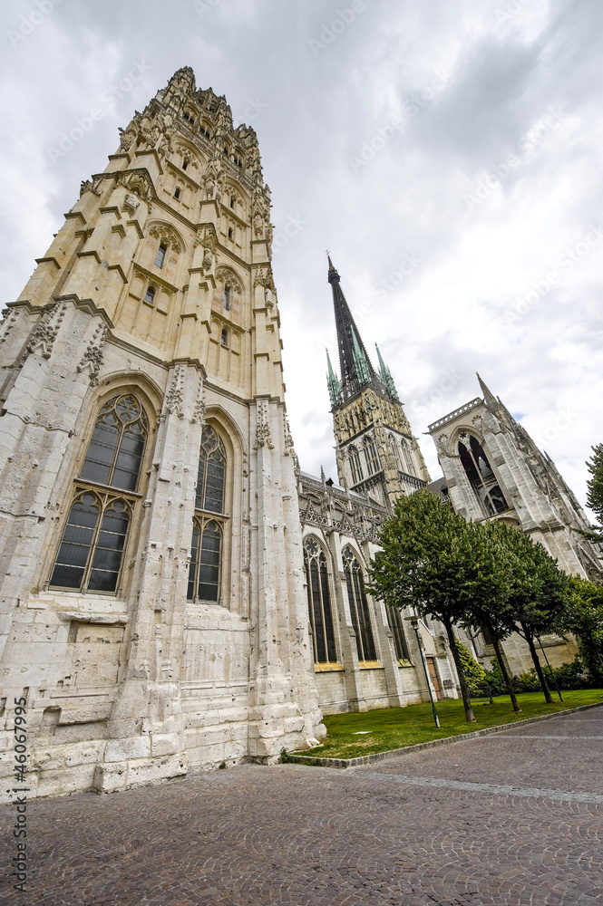 Rouen - Cathedral exterior