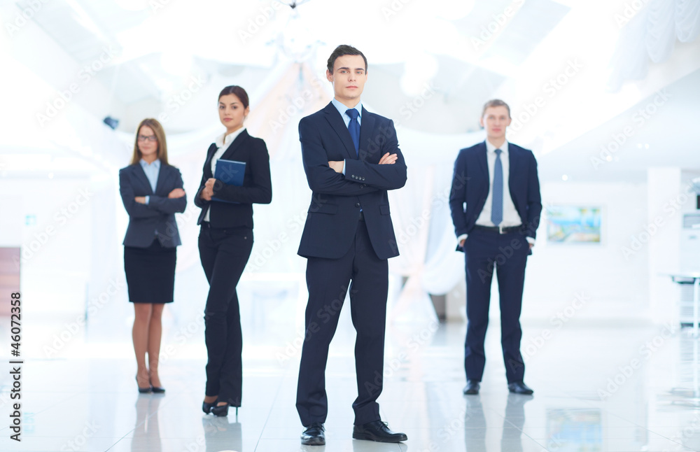 Leader and team Leader and team