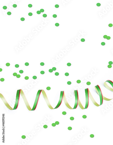 Luftschlangen und Konfetti