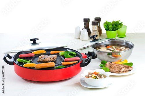 Electric barbecue and cooking pot a useful kitchenware