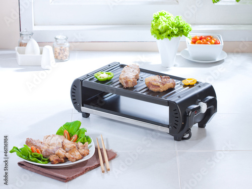 Toast roast and grill steak electric stove great for modern kitc