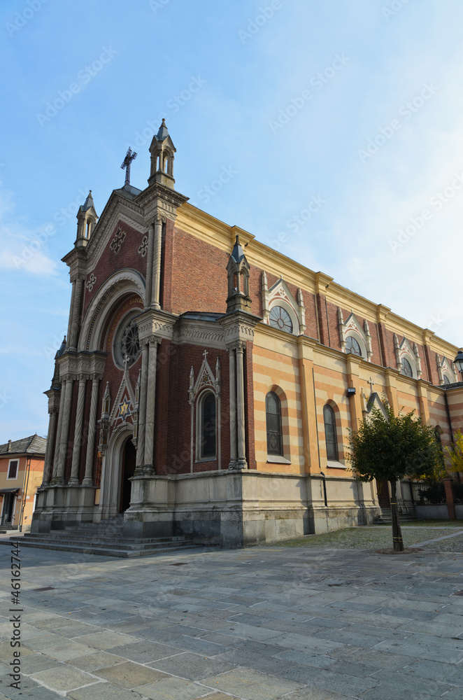 Duomo di San Pietro a Bagnolo Piemonte (CN)
