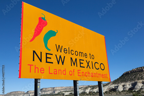 Foto Yellow welcome to New Mexico sign