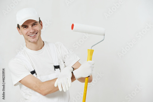 Fototapeta Naklejka Na Ścianę i Meble -  Portrait of house painter worker