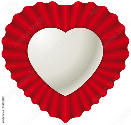 Silver heart on red cockade - cuore d'argento su coccarda rossac photo