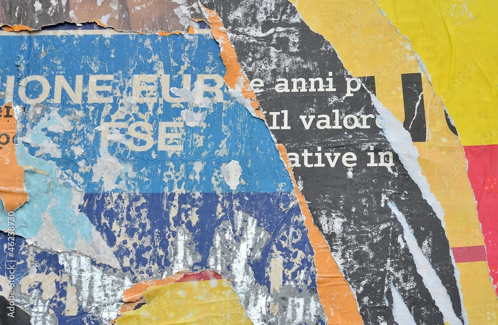 Fototapeta premium Brandelli di cartellone pubblicitario