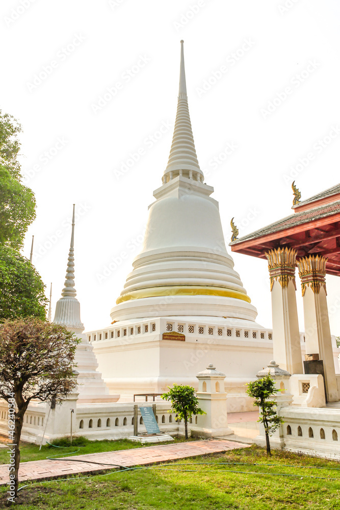 white pagoda