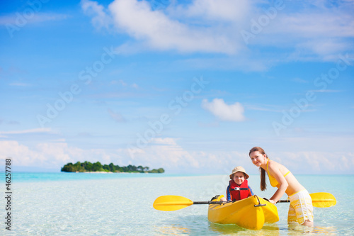 Mother and son kayaking © BlueOrange Studio