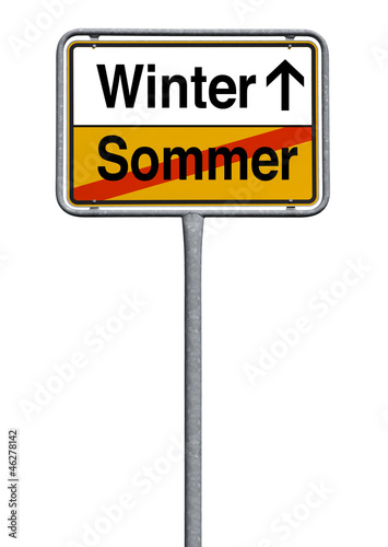 Ortsschild Sommer Winter