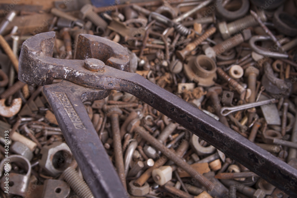 nail puller nail puller