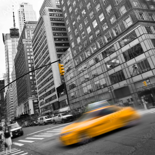 Taxis couleur sélective, carré  - New York, USA