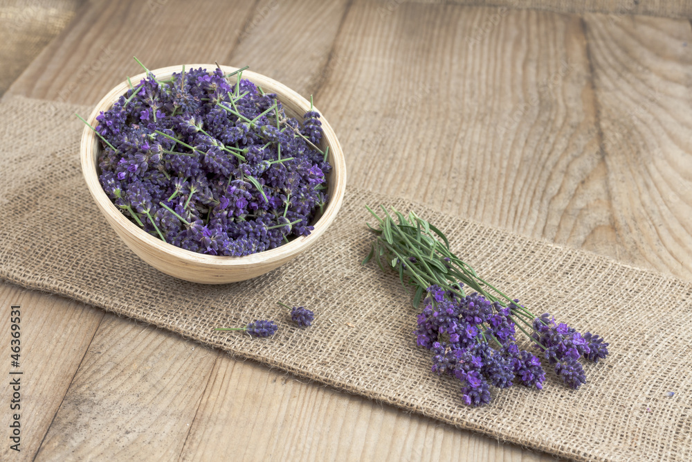 Farmer's Market - Organic lavender with herbs Farmer's Market - Organic lavender with herbs