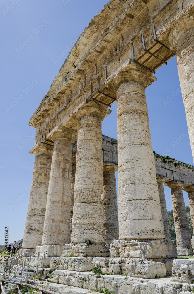 Fototapeta premium Doric temple in Segesta, Italy