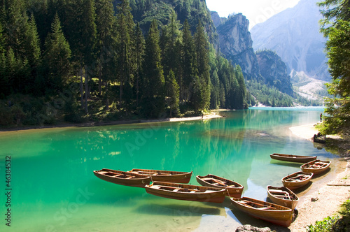 Pragser Wildsee - Dolomiten - Alpen photo