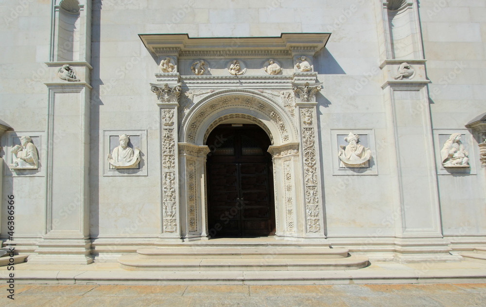 Naklejka premium San Lorenzo Cathedral at Lugano, Ticino, Switzerland