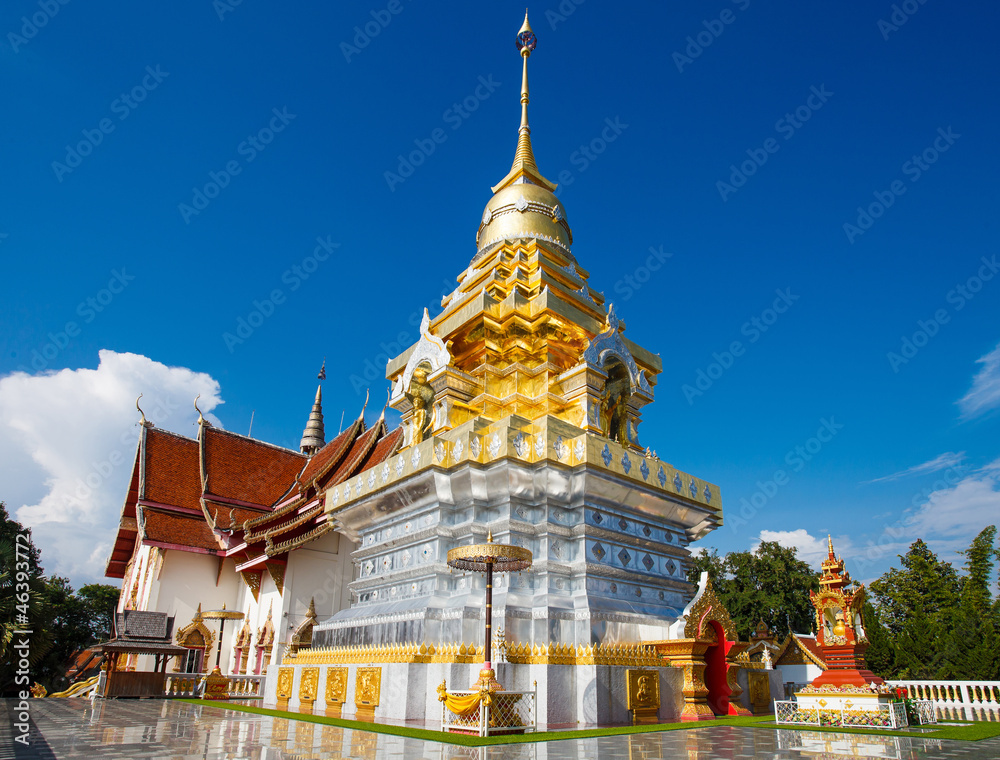 Fototapeta premium Wat Phrathat Doi Saket Temple, Chiang Mai, Thailand