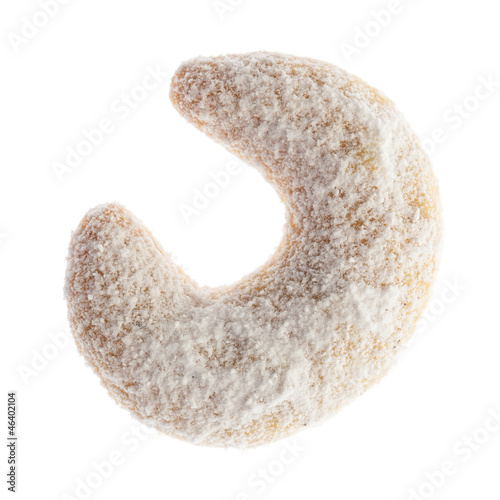 Kekse: Vanillekipferl von oben auf weißem Hintergrund