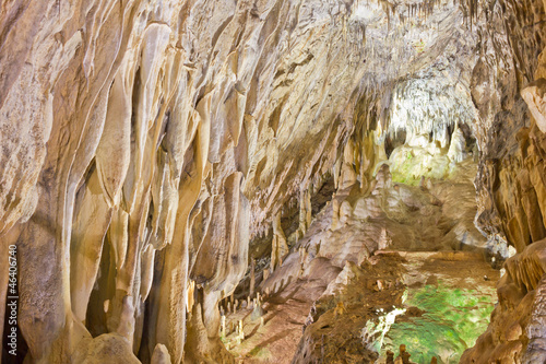 Billede på lærred Formations in the cave Ledenika
