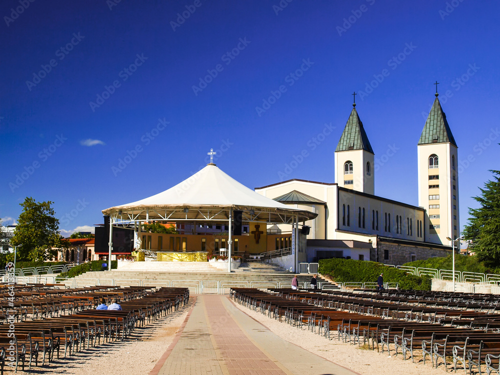 Obraz premium The altar in the square and church in Medjugorje