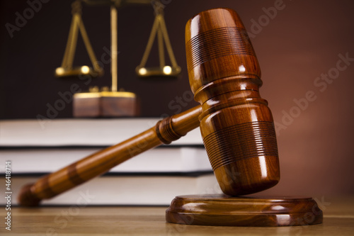 Cuadro en lienzo Justice Scale and Gavel