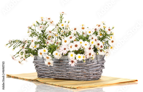 Fototapeta Naklejka Na Ścianę i Meble -  beautiful bouquet of white flowers in basket isolated on white