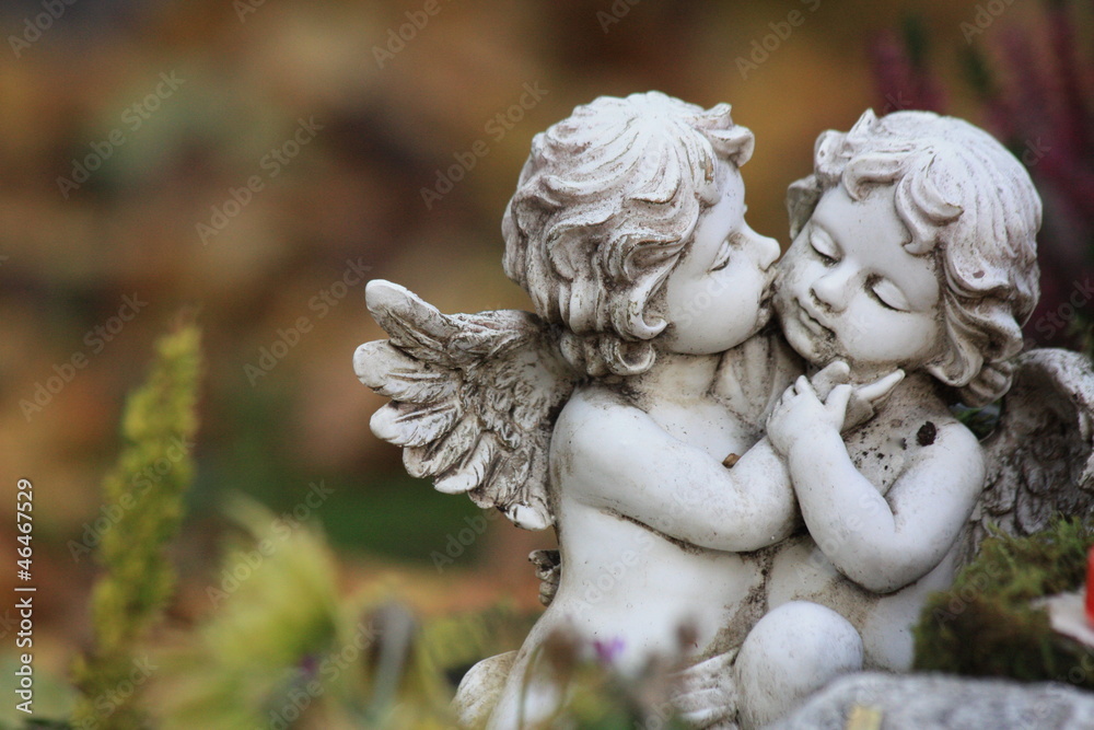Schutzengel - Kissing angels