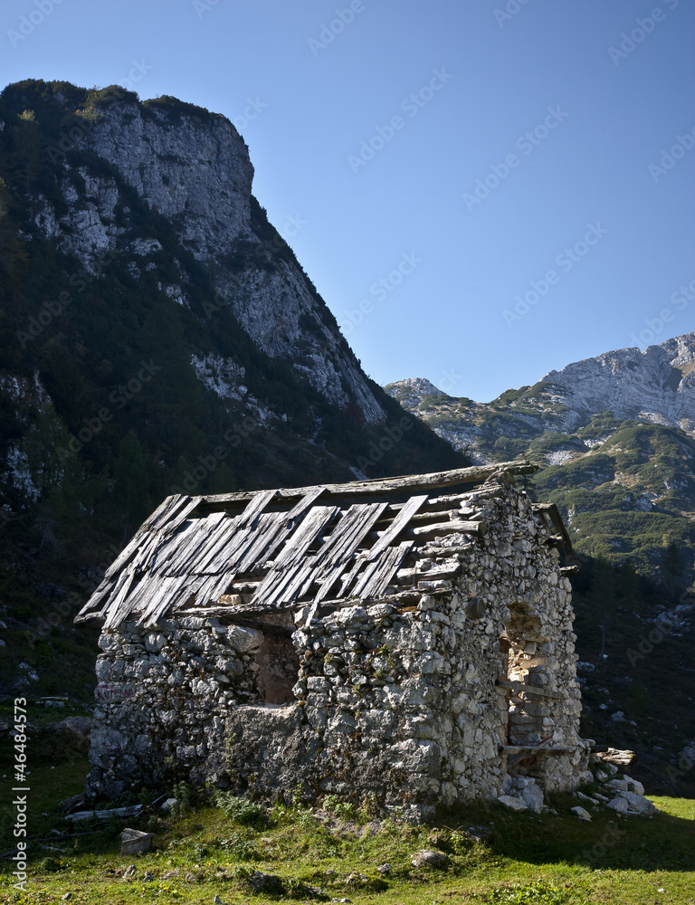 lonely hut ruins