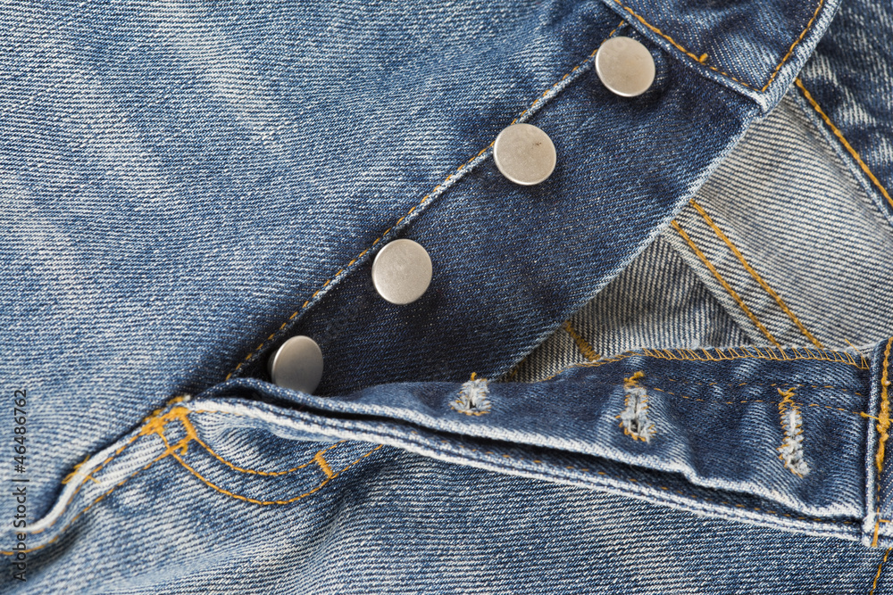Foto de Bragueta de unos jeans con cierre de botones. do Stock
