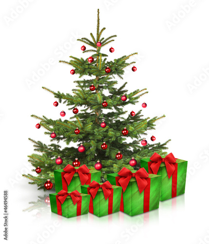Geschenke und Weihnachtsbaum
