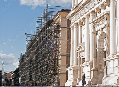 terremoto a l'Aquila la ricostruzione