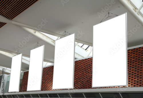 Obraz na płótnie Blank billboard hanging from airport ceiling w salonie