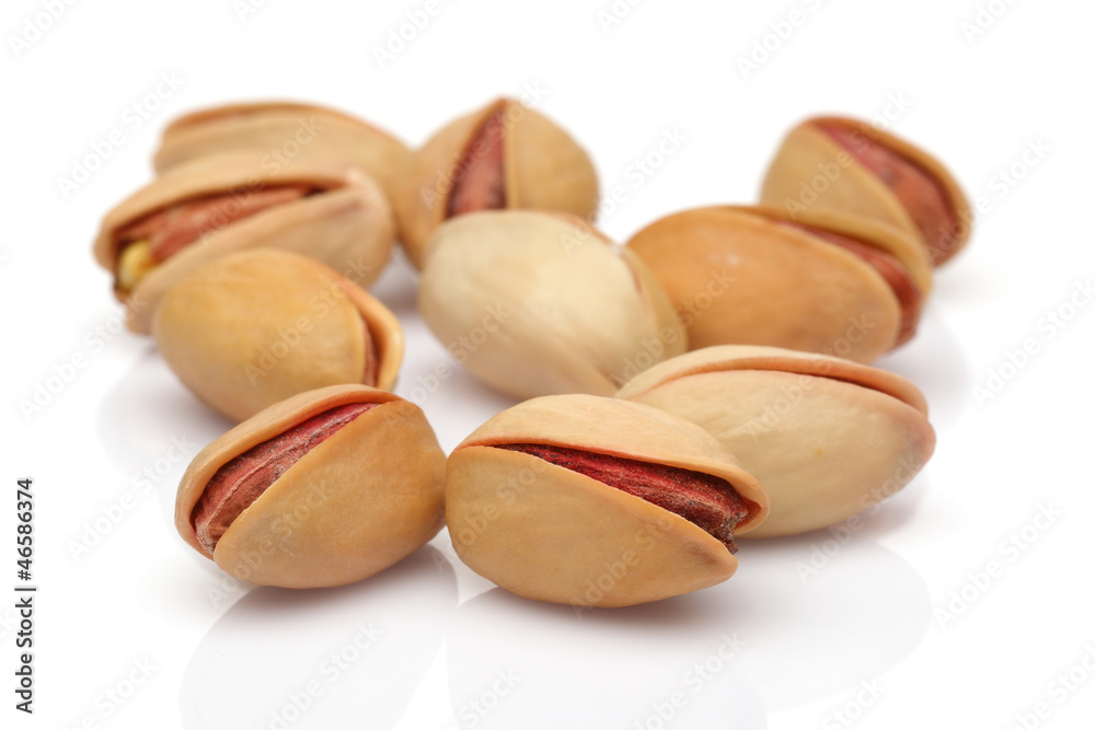 pistachio nuts pistachio nuts
