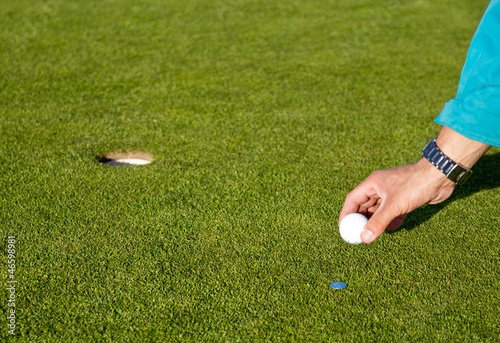 Placing Golfball