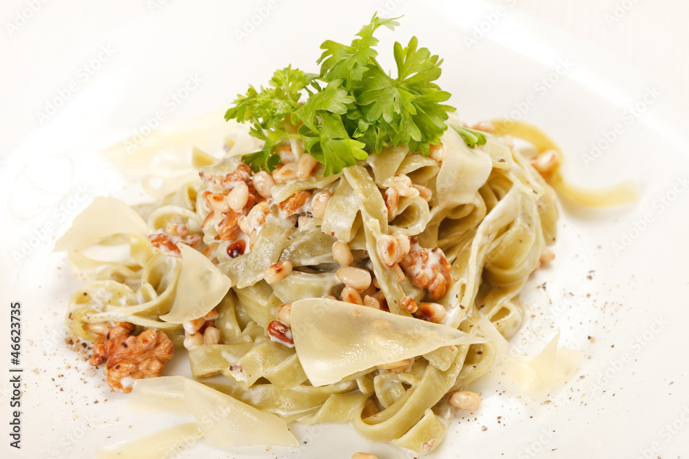 pasta with cream cheese and cedar nuts pasta with cream cheese and cedar nuts