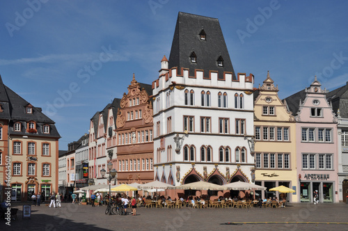 Steipe mit Hauptmarkt in Trier