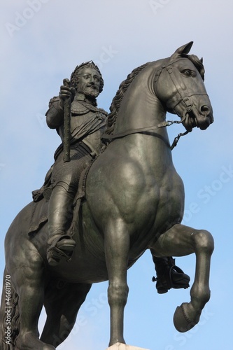 Statue d Henri IV